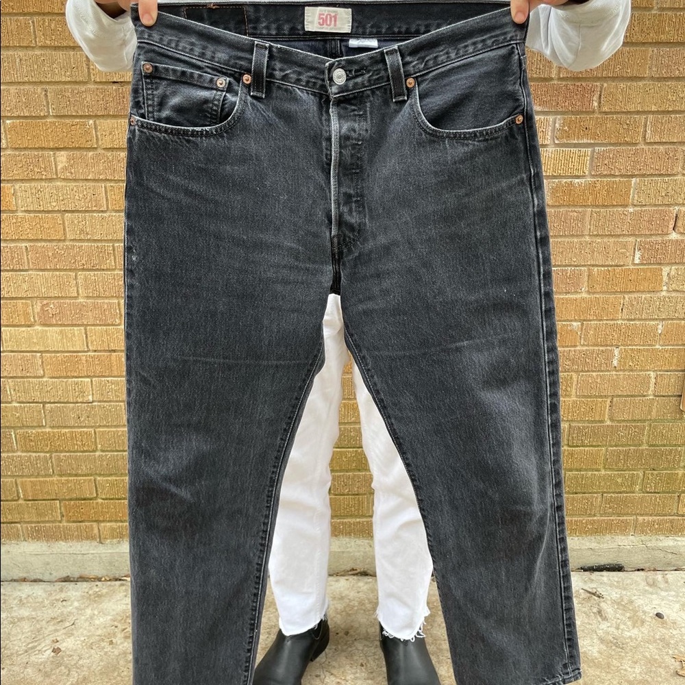 Vintage Faded Black Levi’s 501
